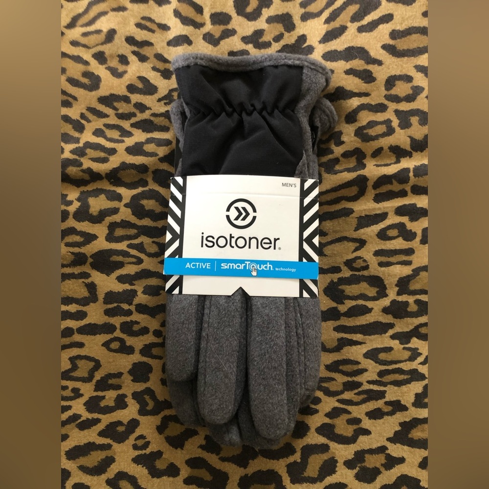 NWT Men’s Isotoner Active Smart Touch Gloves xl